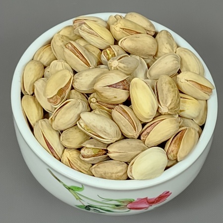 پسته اکبری خام دستچین