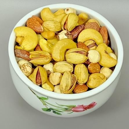 چهار مغز شور زعفرانی